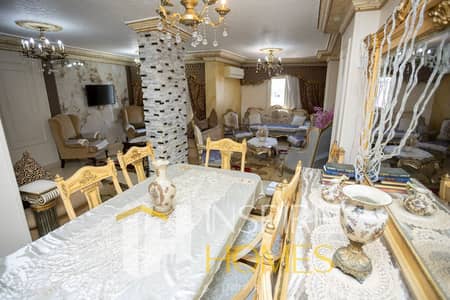 Apartment 175 sqm with Direct Sea View in Raml Station