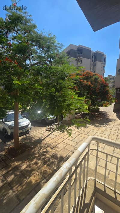 My city apartment 92m rent ground floor without garden B12 very special location