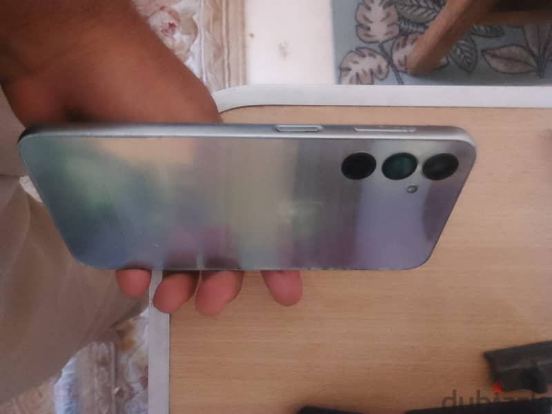 Samsung Galaxy A24 2