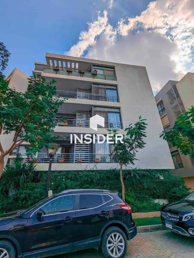 For sale, an apartment at half its price in Taj City Compound in front of Cairo Airport and directly on the Suez Road. Cash required 600 thousand and installments up to 10 years.