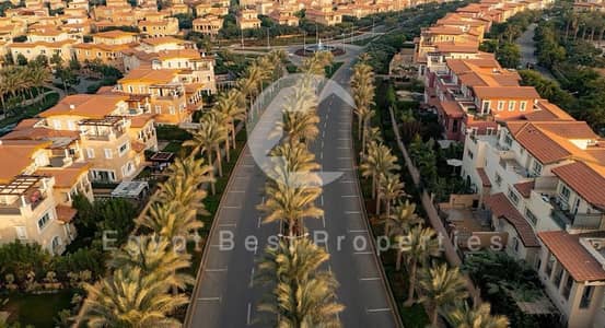 تاون هاوس كورنر باطلالة مفتوحة علي مساحات خضراء لجميع الغرف بمقدم 5%