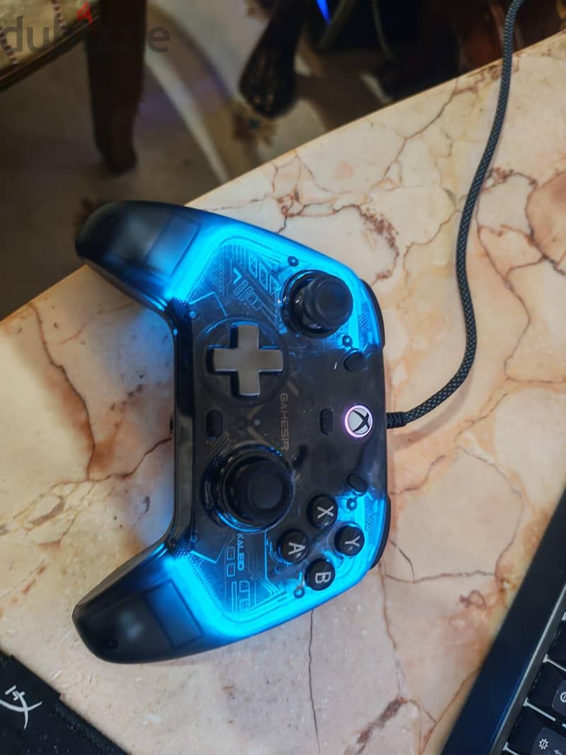 Gaming controller gamesir KHLEID full rgb wired 1