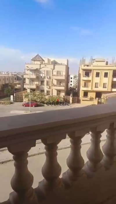 Apartment for Sale in El Shorouk City – District 4 Villas