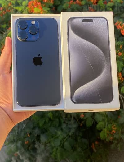 Apple - iPhone 15 Pro Max 255