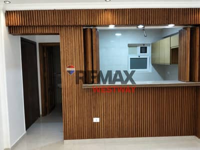 Ground floor apartment for rent with garden in Mountain View iCity