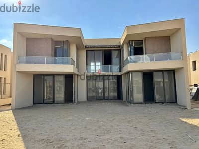 Owner, Super prime located Villa