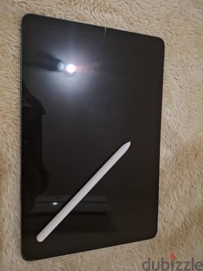 Samsung Galaxy tab S8 الشاشه مكسوره ومفيش كرتونه