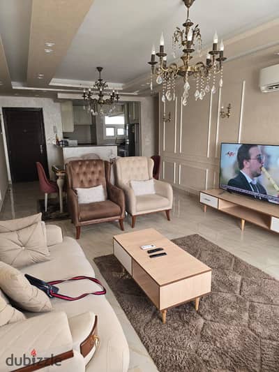 شقة ايجار مفروش 140م مدينتى B12