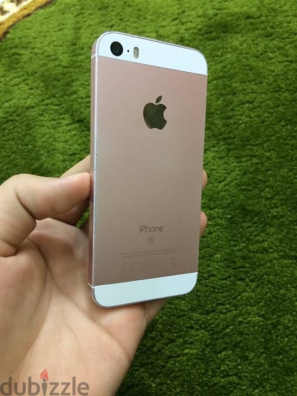 IPhone SE 2016 1