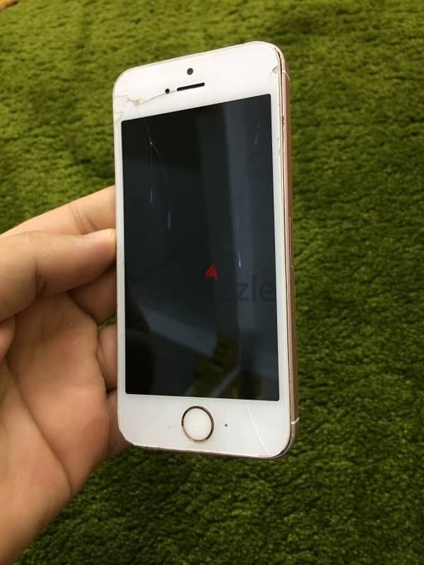 IPhone SE 2016 2