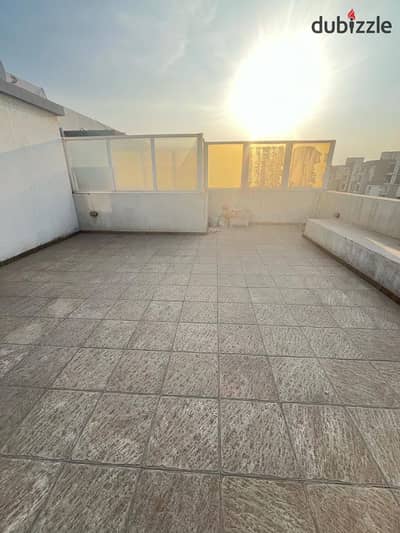 Apartment for sale in front of beverly hills
