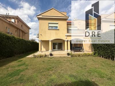 Townhouse for sale in Madinaty with a land area of ​​380m² and a building area of ​​300m²