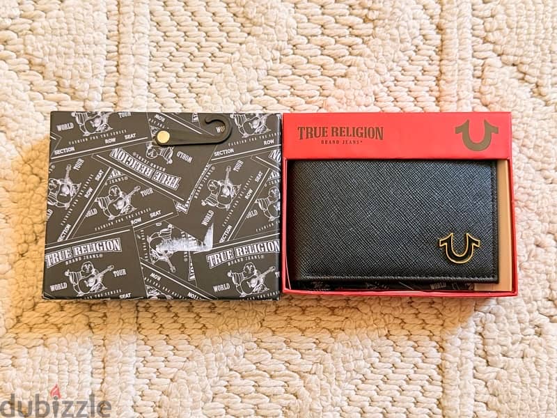 True Religion Men’s wallet 1