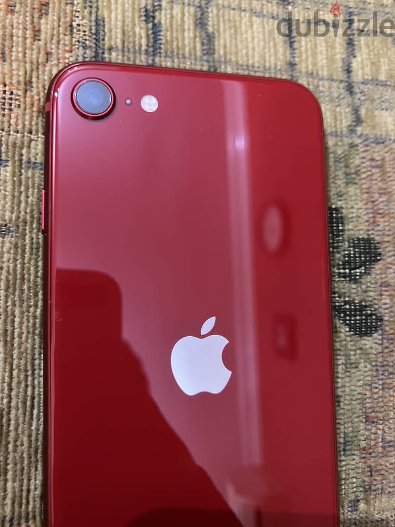 Apple - iPhone SE 2022 3rd Generation 1
