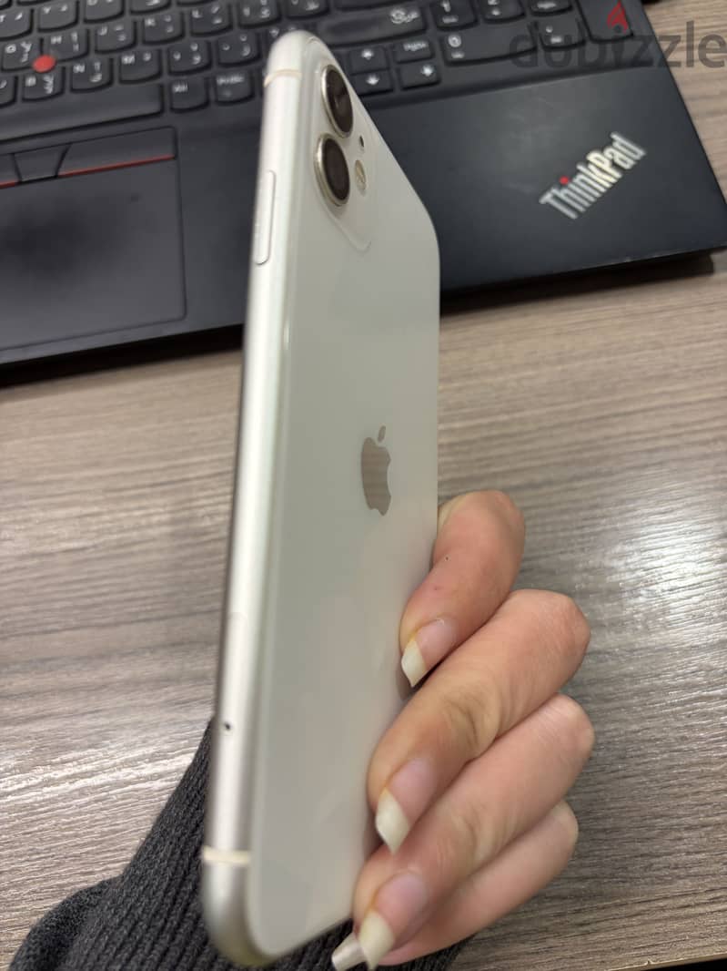 Apple - iPhone 11 2