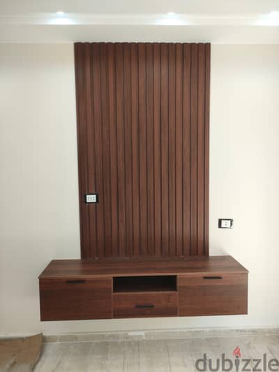  TV UNIT معلّقة – مودرن وأنيقة لبيتك 