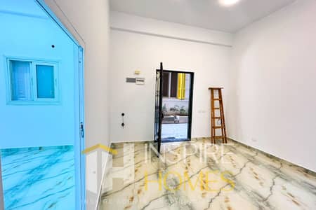 مقر اداري للإيجار مرخص بخطوات من ش ابو قير + فيو مفتوح