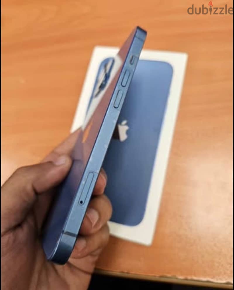 ايفون 13 4
