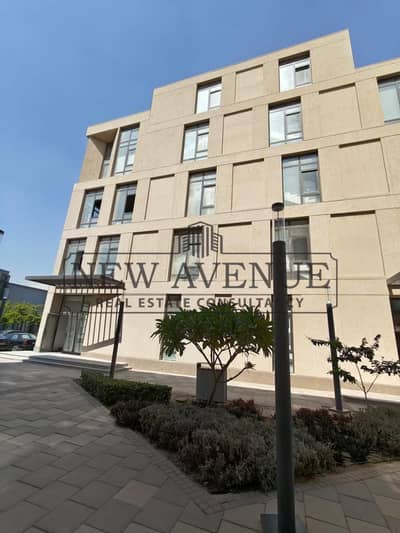 مكتب تشطيب كامل استلام فوري بمساحة 79م 5 District القاهرة الجديدة