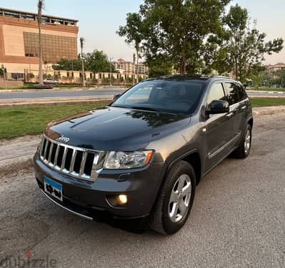 Jeep Grand Cherokee 2011 used like new