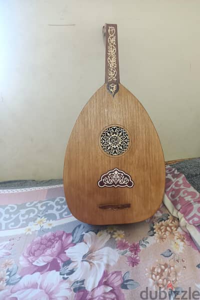 عود قديم صناعة ابراهيم طويل أصلي محتاج أوتار ومفاتيح