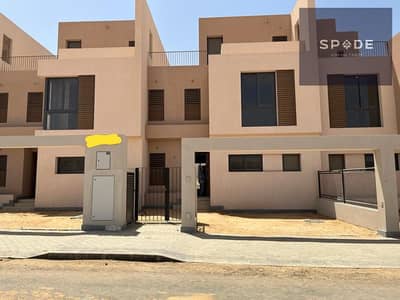 Town house Middle in Sodic East Prime location   Landscape view