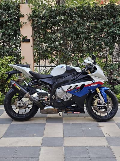BM S1000RR