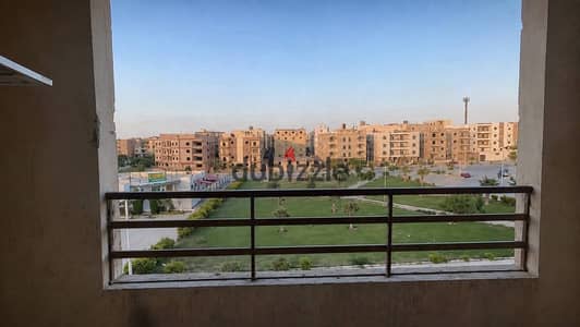 For 2 and a half million, you can buy an apartment half finished, a repeated floor on the garden vio