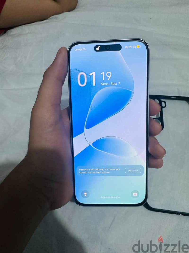 Infinix Hot 60 Pro 4
