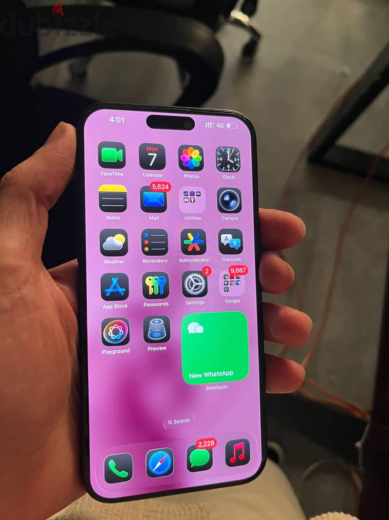 Apple - iPhone 15 Pro Max 2