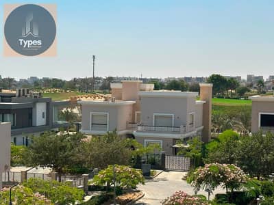 Villa for rent in New Giza Compound, 420 sq m land area, 357 sq m built-up area, 5 bedrooms, 5 bathrooms. Rent with or without air conditioning and ki