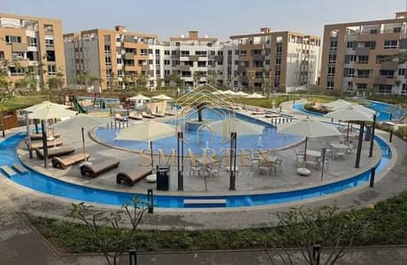 شقة في كومباوند جراندا الشروق فيو مميز متشطبة بمساحة 224 متر للبيع بسعر 10,500,000