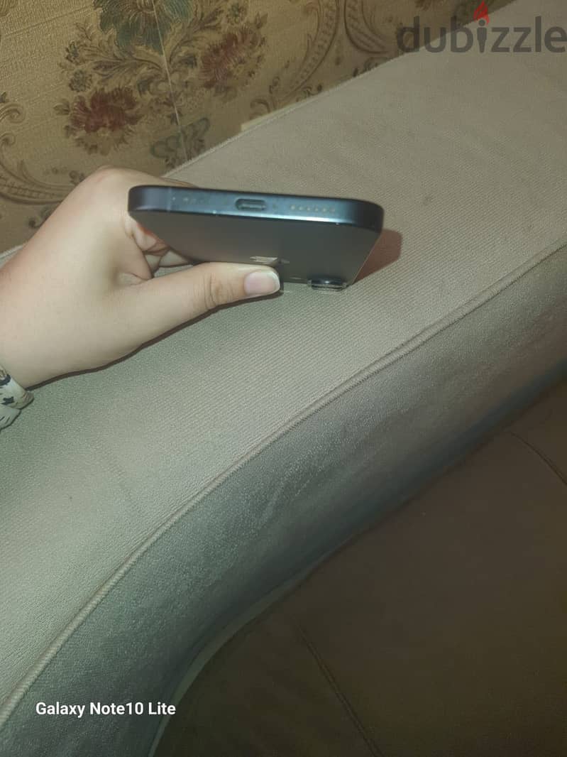 Apple - iPhone 16 Plus 1