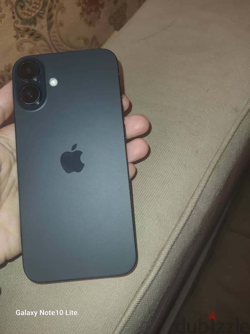 Apple - iPhone 16 Plus 3
