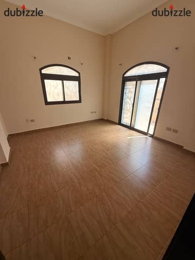 Apartment for rent in the third district, 300 meters, raised ground floor, natural gas available, water tanks