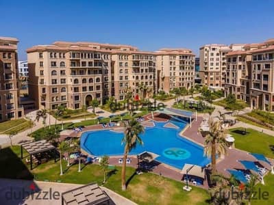 Furnished apartment for rent in 90 Avenue Compound, near the American University in Cairo (AUC), modern furnishings with air conditioning.