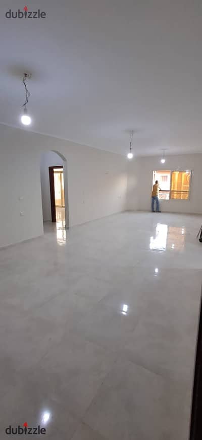 Apartment for rent in the First Settlement behind the Mirage, first occupancy, super lux finishing, second floor, distinguished location, area 180m