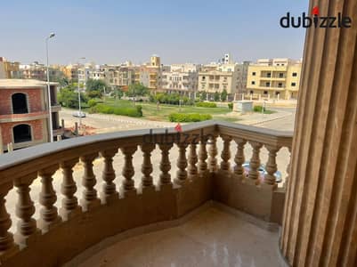 Apartment for rent in Al Banafseg 9 - First Settlement, super deluxe finishing, 220 sq m, natural gas available