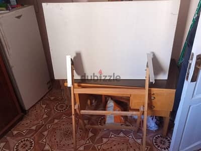 ترابيزة رسم هندسي