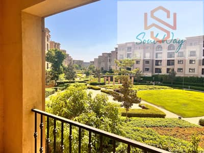 شقة للايجار بها التكيفات و وحدات المطبخ للايجار بموقع متميز جدا تطل مباشرة على مساحات خضراء