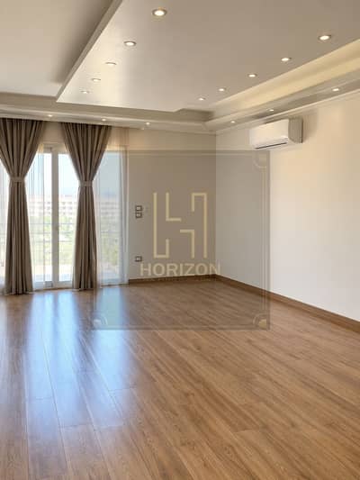 اقل سعر في الماركت بفيو مميز شقة متشطبه 121م بيع كمبوند ذا سكوير التجمع   Apartment sale The Square
