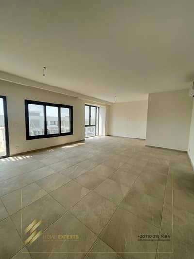 Special apartment with appliances & ACs in Eastown