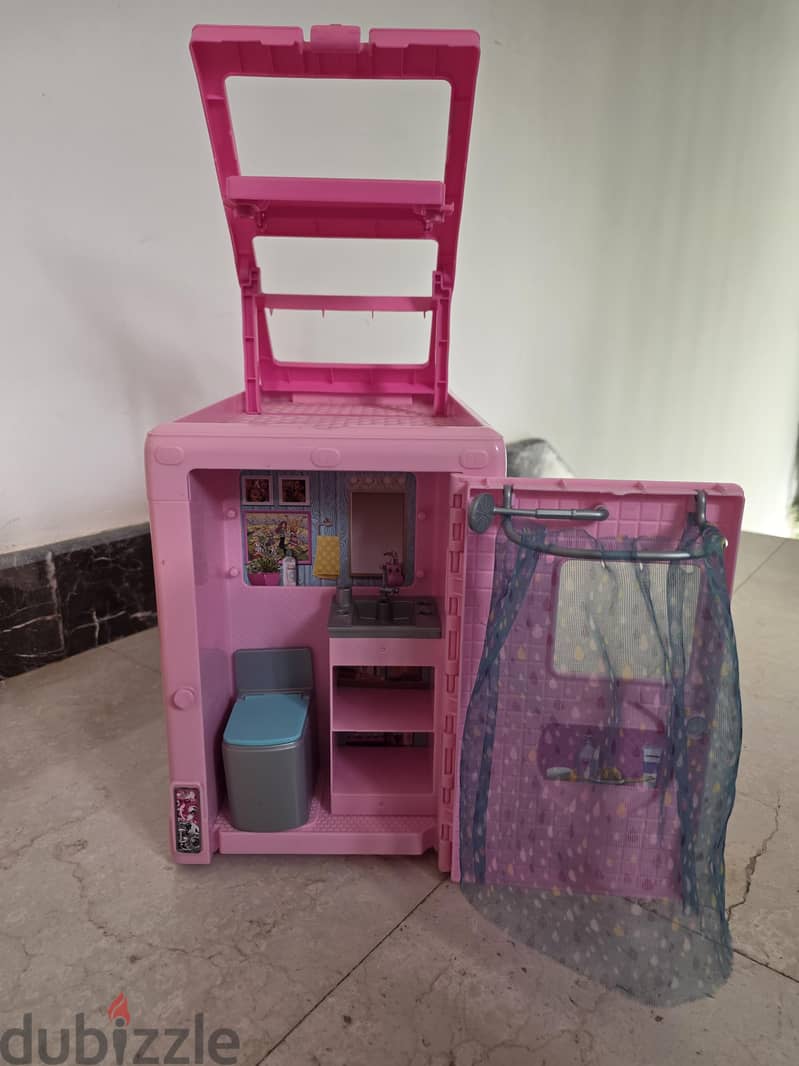Barbie Camper Van 8