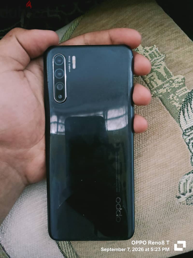 OPPO Reno3 4