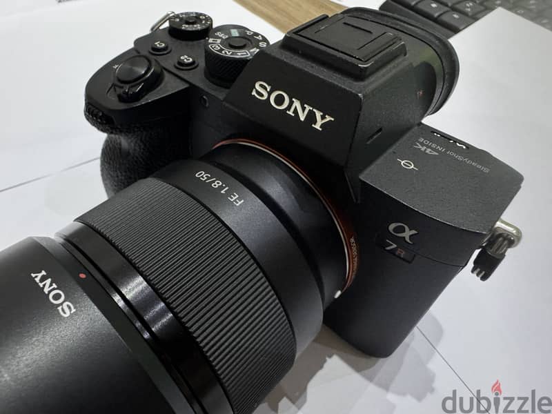 Sony A7R IV + lens 50m 1.8 2