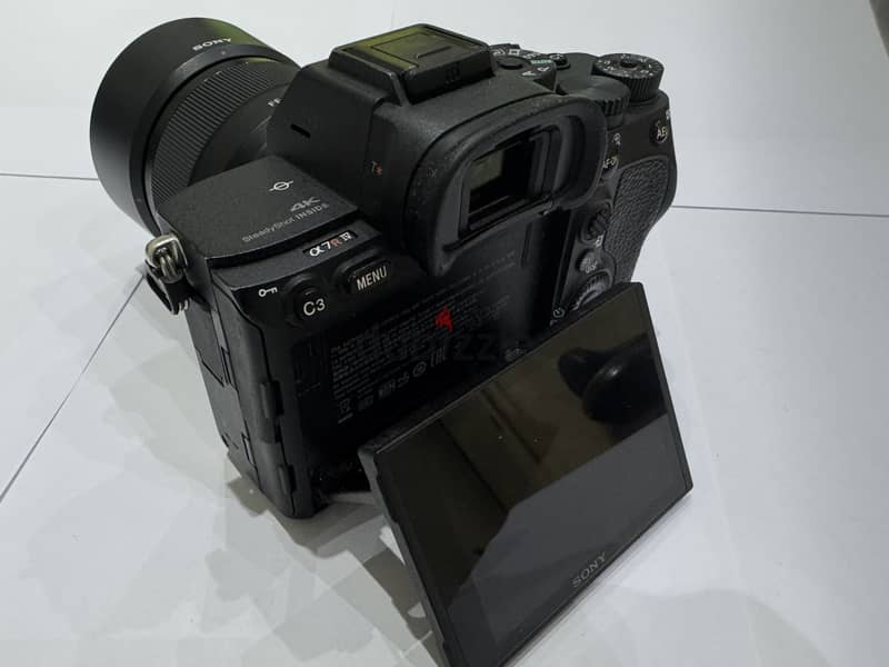 Sony A7R IV + lens 50m 1.8 4