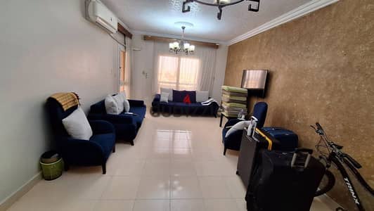 Apartment for rent, 131 sqm, Al Rehab 2 Located opposite the Eastern Market and amenities Prime location 3 bedrooms, 2 bathrooms, reception area, and