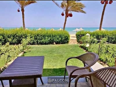 فيلا كورنر للبيع في مارسيليا بيتش 5 على البحر مباشرة جاهزة للمعاينة اقل من سعر الشركة