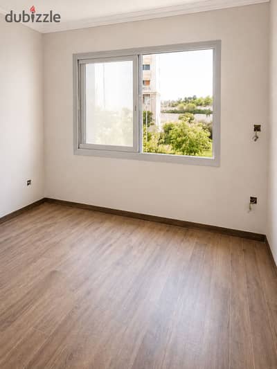 3 Bedrooms Apartment With ACs Landscape View For Rent - Hyde Park