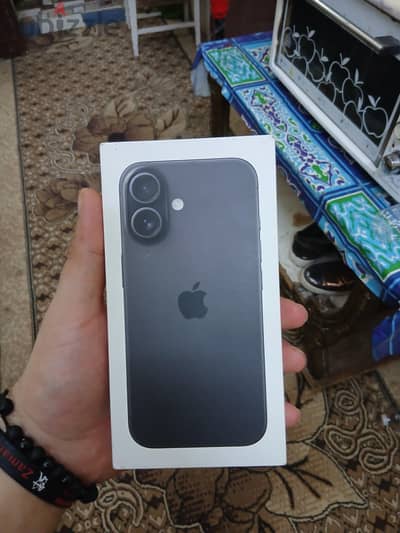 آبل - آيفون 16